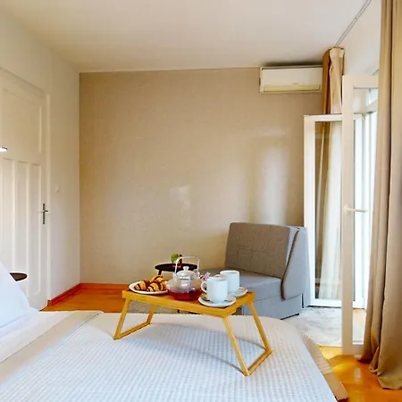 Old Town Appartement *